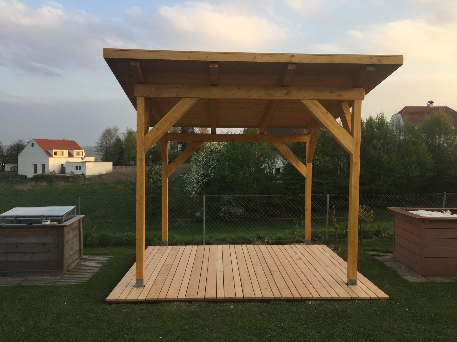 Gartenhaus aus Holz oder Carport von Aigner Holz